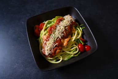 Chicken in paprika sauce and vegetable pasta